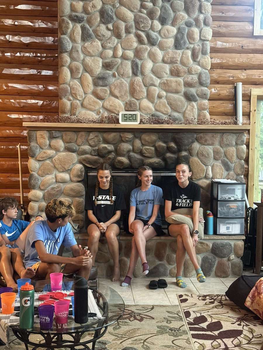 owlxc's tweet image. We got to hear from 3 of our OWXC Culture Builders - Paige Baker, Ava Wardlaw &amp;amp; Charis Robinson. So fun to see them continue to pour into our program! 💙 #NastyTough 🫶