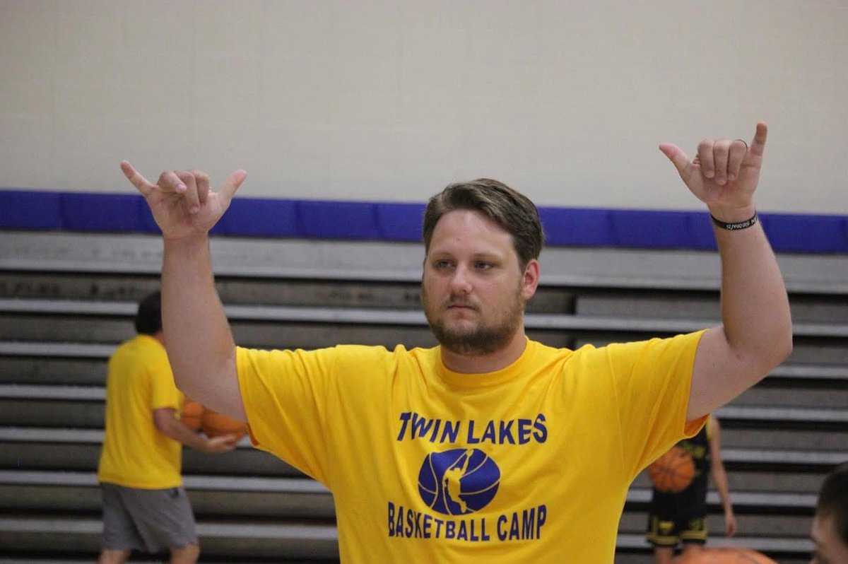 Help us wish a Happy Birthday to our own Coach Collin Oxford! ✈️🎉🎂