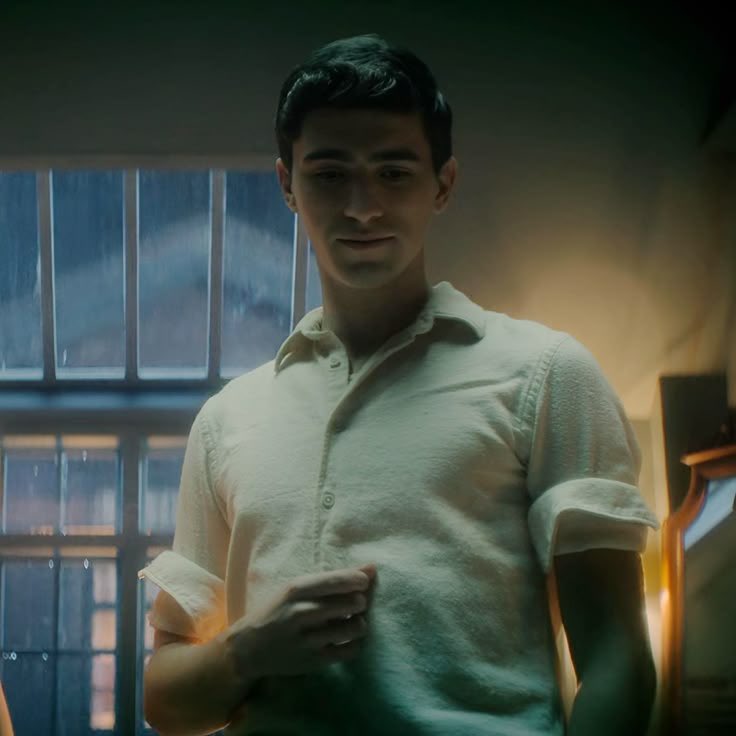 Jadedfiler's tweet image. // Henry Clark
Personal filer to Calder
Enoch’s best mate
Gay
Ships with chem
Penned by Lex