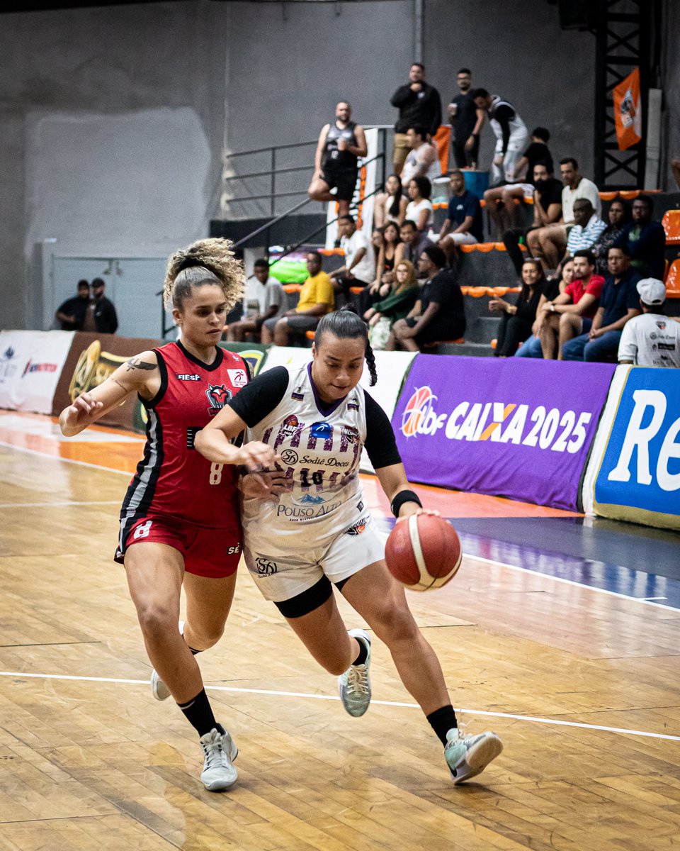 sodiemesquita's tweet photo. ⏱️FIM DE TERCEIRO QUARTO 

Sodiê Mesquita 44 x 55 Sesi Araraquara 

🔗Transmissão: https://t.co/ehgmmbMJKW

#LBFCaixa #TimeDaGente https://t.co/CYUrA19wPh
