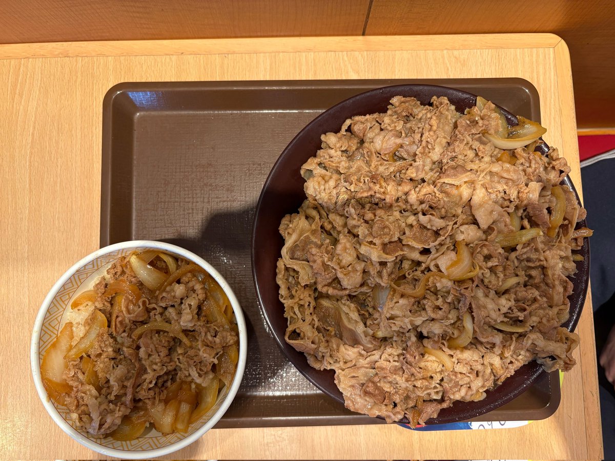 maapiyo2's tweet photo. 昨日すき家のキングサイズ食べてきた https://t.co/PaVQdwcvfw
