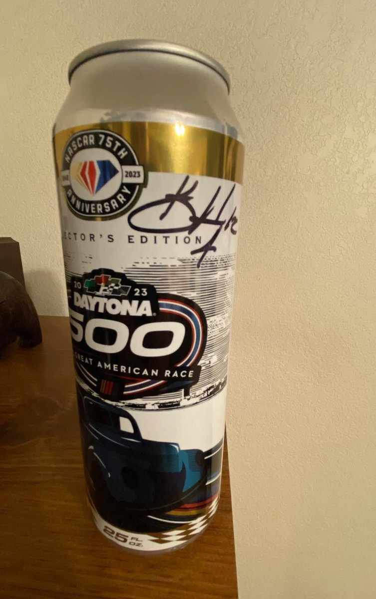 Shane Smith tweet media