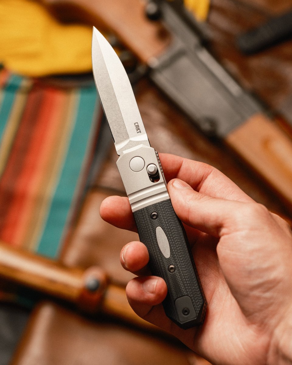 BladeHQ's tweet image. Designed by Ken Onion, the CRKT Redemption Compact has a rebellious edge. It&apos;s built for confident control with a crossbar lock and a premium MagnaCut steel blade. A modern classic with a Western attitude. 

Link below to snag one now!
bit.ly/4liys6n