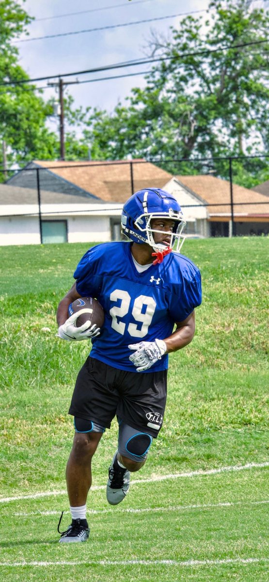 “I, the Lord, tell you this: I have decided what I will do for you. I have plans to help you to do well. I do not want to hurt you. I want to give you hope for a good life in the future.”
Jeremiah 29:11,Blessed to be able to see what the good lord has in store.🙏🏾