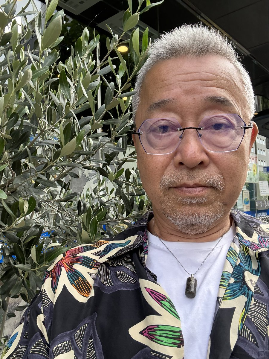 DimancheCafe's tweet image. おはようございます。今、東京に仕入れの為来ました。曇り☁️ですがかなり気温が低くて過ごしやすい。カフェで☕️一息し仕事開始します。