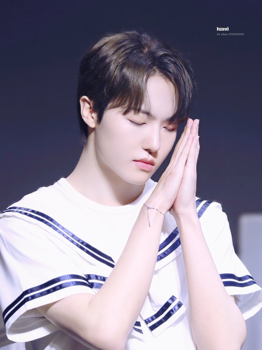 250711

🌙✨️

#xikers #싸이커스 #정훈 #JUNGHOON