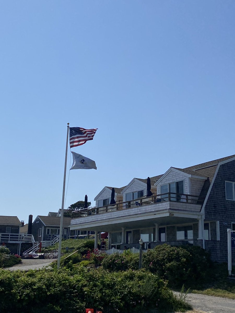 神抵挡骄傲的人， 
赐恩给谦卑的人。
—雅各书 4:6