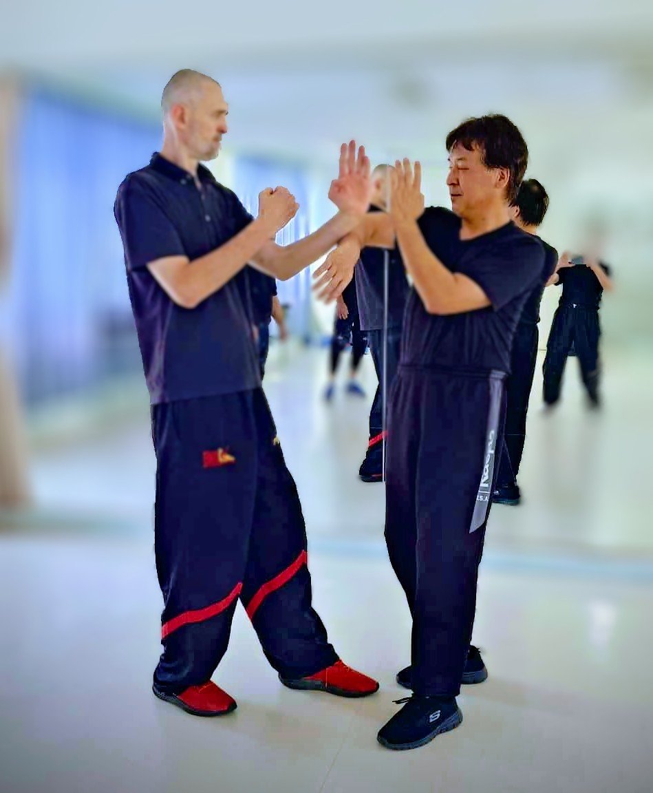 ebmasjapan's tweet photo. Hello, a new blog is up!!!
#詠春拳 #ebmas #wingchun #SelfDefense #yipman
https://t.co/YOKBIJU1bY https://t.co/eEyM4azIpW