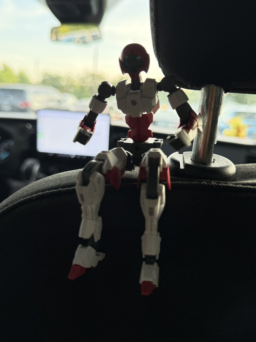 hip_af's tweet image. my boy chillin so hard rn