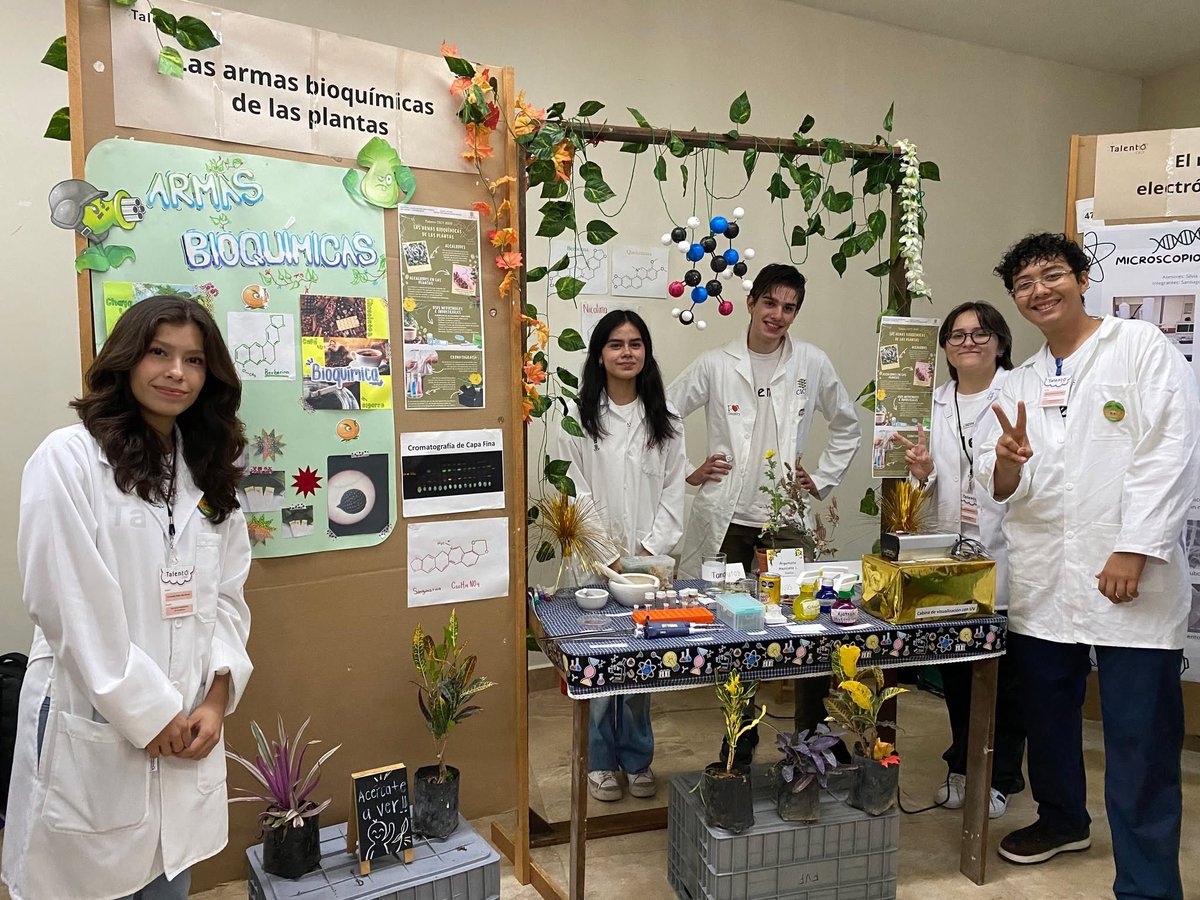 CICYoficial's tweet photo. 2do  lugar de la #FeriaDeCiencias de #TalentoCICY Preparatoria 2025.

Proyecto “Las armas bioquímicas de las plantas”, integrado por Valeria Zaldívar Cruz, Diego Pacheco Zarracino, Fernanda Mejía Martínez, Meryth Paz Díaz y Erik Castaño Zdrahalova. https://t.co/Ei61yCWEDy