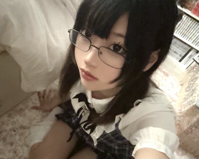 ini (@in2lxq) on Twitter photo 