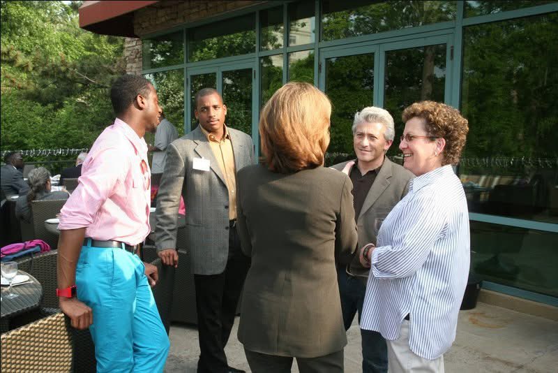 iammarkmonroe's tweet image. Man just to think about my life and the people I have met and sat with. The knowledge bestowed upon me and passing on. I met David Gergen in 2011.
A leader’s role is to raise people’s aspirations for what they can become and to release their energies so they will try to get…