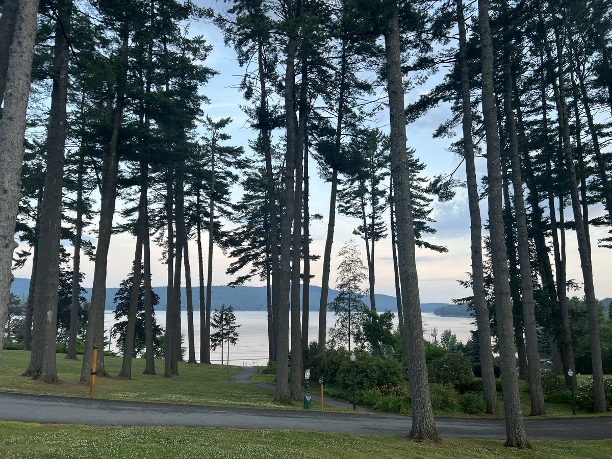 SeanSteinSmith's tweet image. Looking forward to a great few days with the @ny_cpasociety at the NYCPA Leadership Institute at beautiful Schroon Lake
