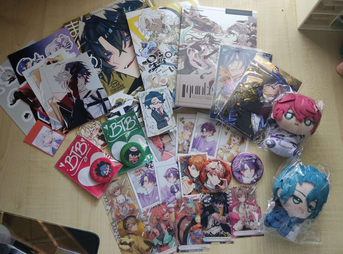 miracchidesu's tweet photo. Honestly this a long overdue haul picture from June but you know what I'll just post anyways
Thank you @kittymerchstore for your service as always!
#kittymsfeedback https://t.co/uuUFYQ0diy
