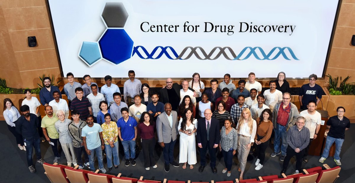DamianYoung29's tweet image. I am honored to begin my role as Director of the Center for Drug Discovery at Baylor College of Medicine. Exciting times ahead. #DrugDiscovery #dels