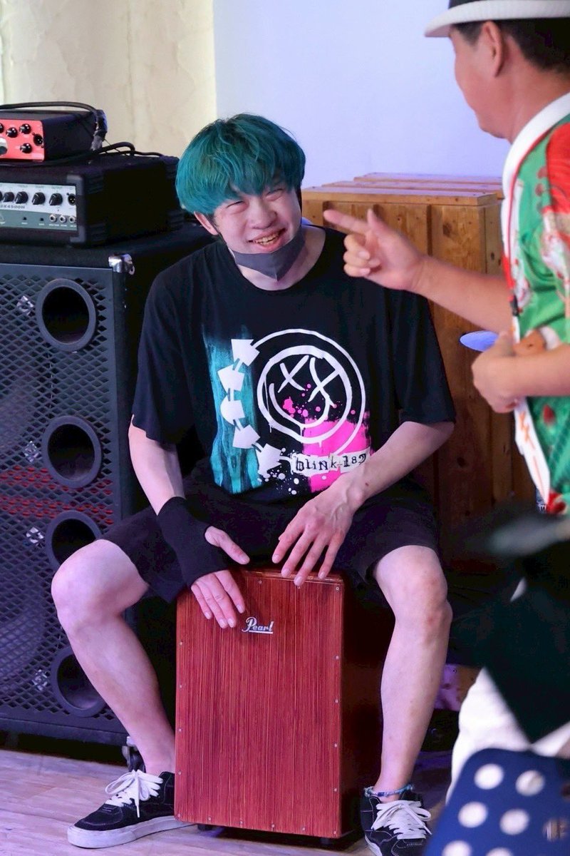 本日はMaruの追悼式が亀有のCAFE &amp; DINER WAGERで16:30open 17:00startにて行われます。

申し込みはまだ可能です
チケットはこちら⬇️
docs.google.com/forms/d/e/1FAI…

ツイキャスプレミアムはこちら

twitcasting.tv/yy197210/shopc…

よろしくお願いします！