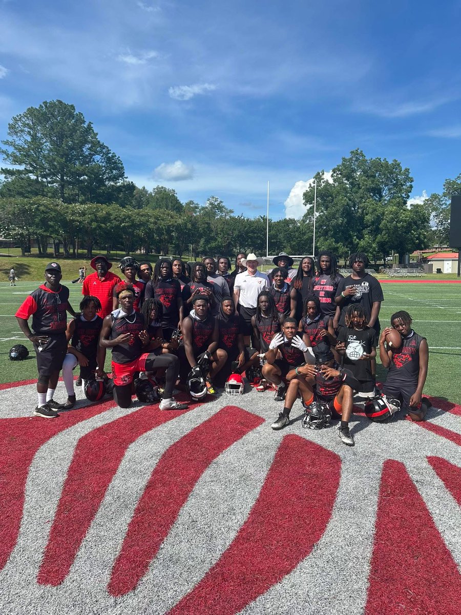 DaonlyCed's tweet image. Some plays I made in UWA 7on7 (went undefeated and won the championship)
@cjmoody88 @TomLoy247 @RivalsFriedman @samspiegs @TDARecruiting @HallTechSports1