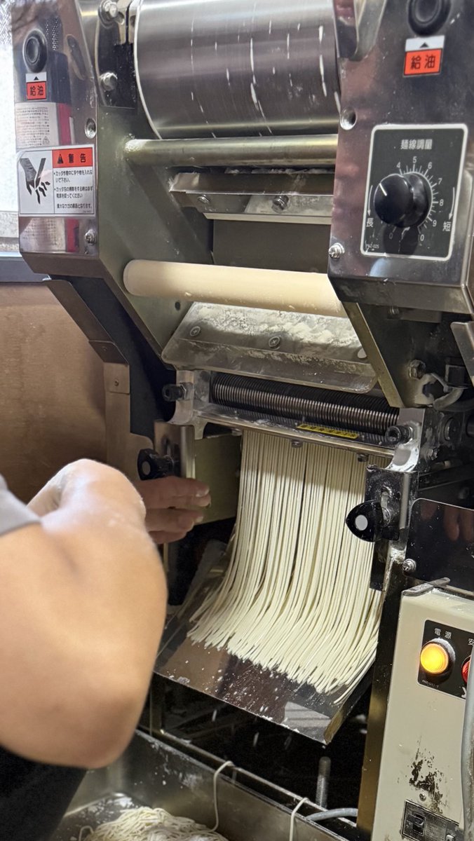 ebisoba_hiiro's tweet image. 本日の ニボコン は
昼夜 各15食 ご用意してます🐟
さらに!
✔ 冷やしえびそば
✔ ETM
✔ ニボコン
この夏にぴったりの冷やし系3種そろってます!
ぜひ涼みに来てください✨
皆さまのご来店を心よりお待ちしております!