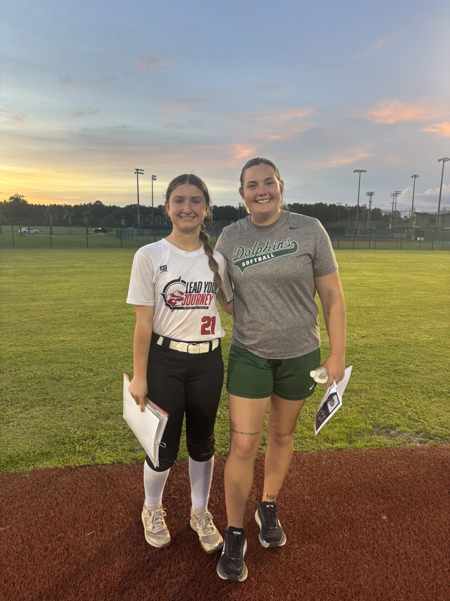 Olivia Lewis (@olivialewis2028) on Twitter photo Great night at Battle On The Diamond Camp! Thank you to all the coaches who came out and thank you to Coach Kristine for putting it on! #workforthem #60forme #olivialewis2028 <a href="/CoachPetikS/">Shelby Petik</a> <a href="/Zcarv_1/">Zack Carver</a> <a href="/HolliMitchell8/">Holli Mitchell</a> Great night at Battle On The Diamond Camp! Thank you to all the coaches who came out and thank you to Coach Kristine for putting it on! #workforthem #60forme #olivialewis2028 <a href="/CoachPetikS/">Shelby Petik</a> <a href="/Zcarv_1/">Zack Carver</a> <a href="/HolliMitchell8/">Holli Mitchell</a>