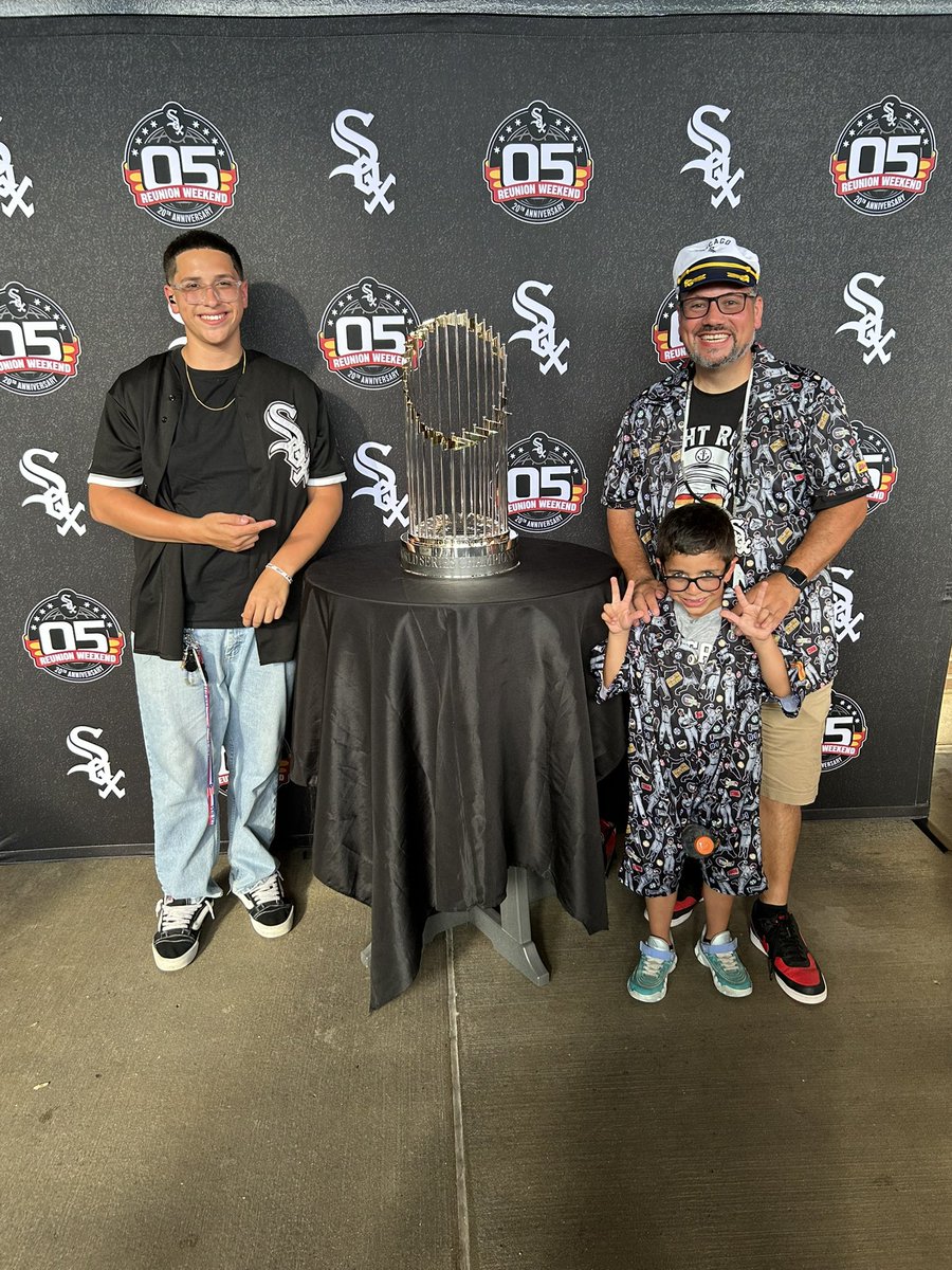 Best Hair in the Game (@weekendgabe) on Twitter photo Champion status <a href="/whitesox/">Chicago White Sox</a> #whitesox Champion status <a href="/whitesox/">Chicago White Sox</a> #whitesox