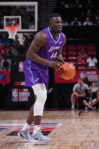 Adama Sanogo against the Charlotte Hornets in Las Vegas:

8 PTS
3-4 FG
2-2 FT
8 REB
3 AST/0 TO
1 BLK
16 MIN