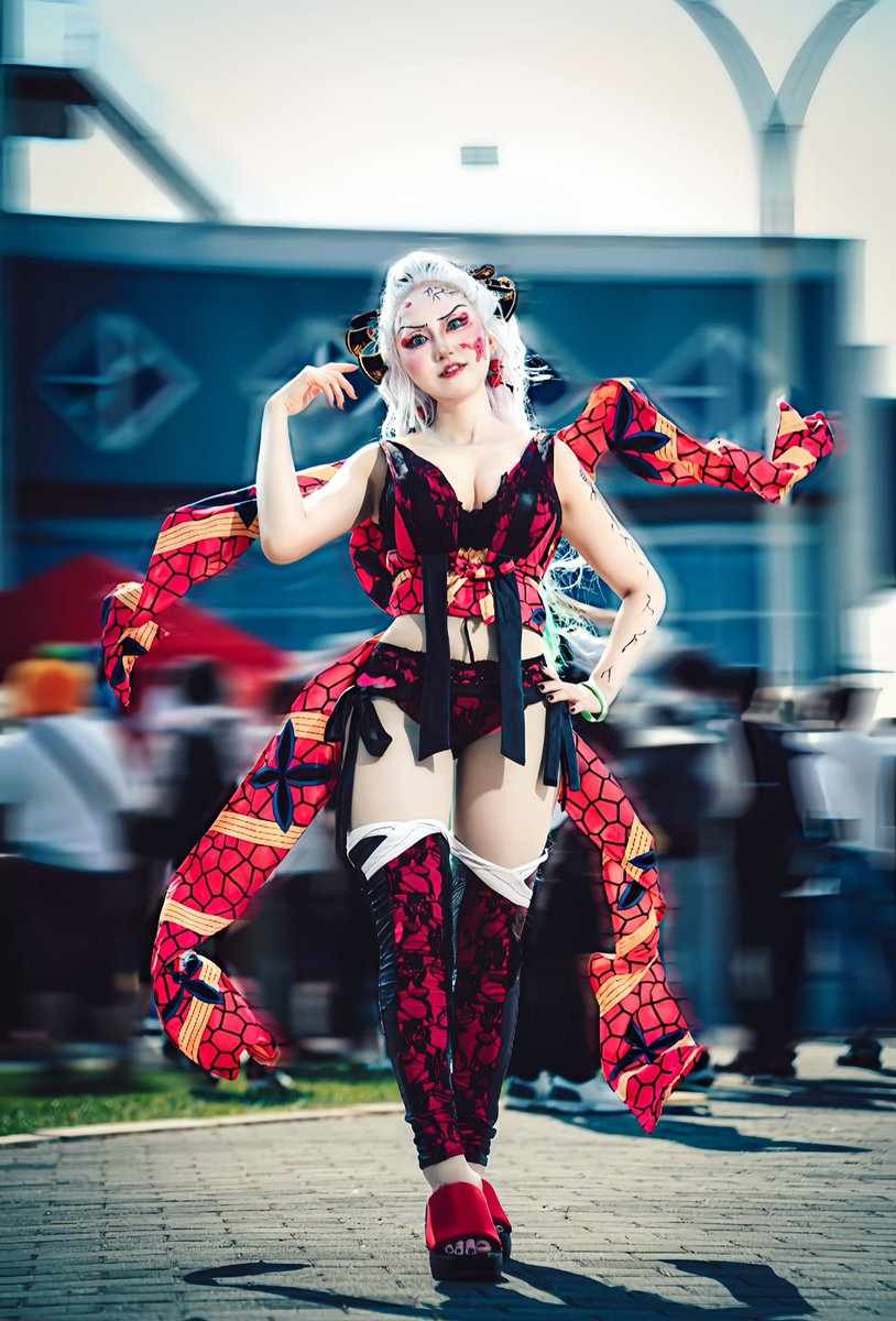 cos
    👹鬼滅の 刃   ／ 遊郭編👹

     上弦の陸  堕姫

🌺 惨めよね　人間っていうのは本当に🌺

📸 <a href="/KOH3plus/">KOH+</a>

#TMAF
#TMAF2025

#鬼滅の刃