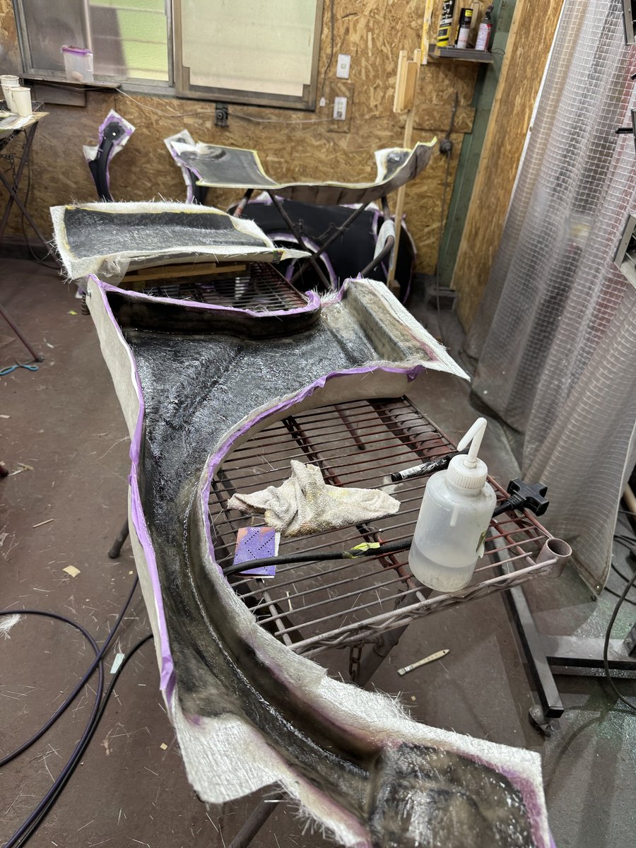 貼り込み完了🫡 さっ！ 昨日の続きのタービン交換しに行く😂 なので