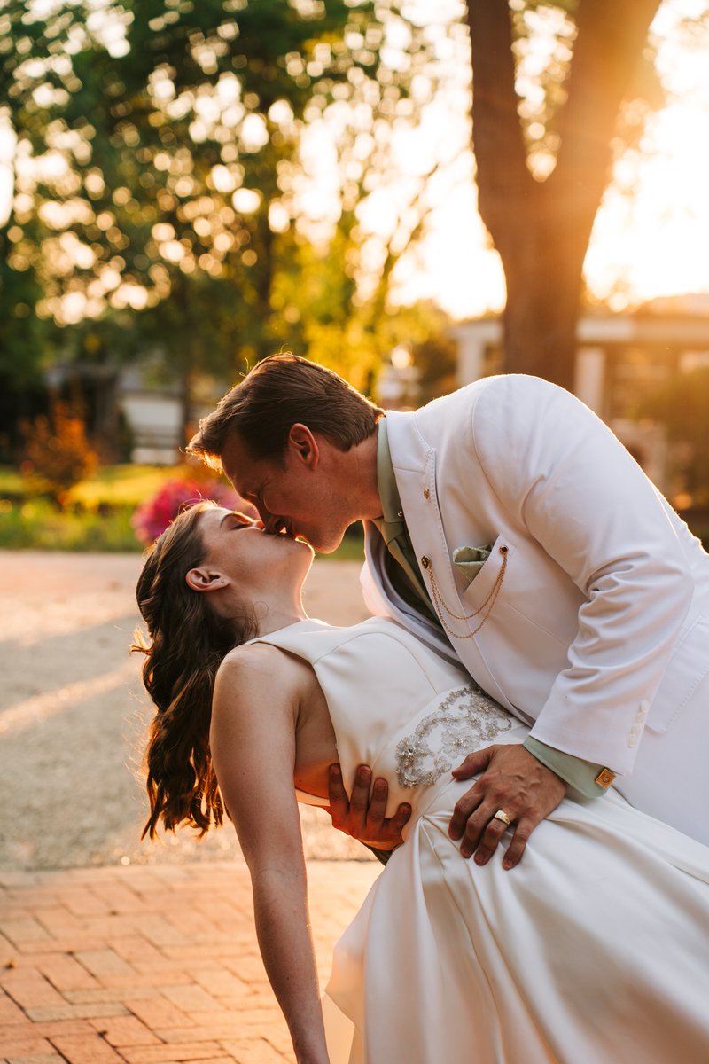 REX ROAR™ tweet media