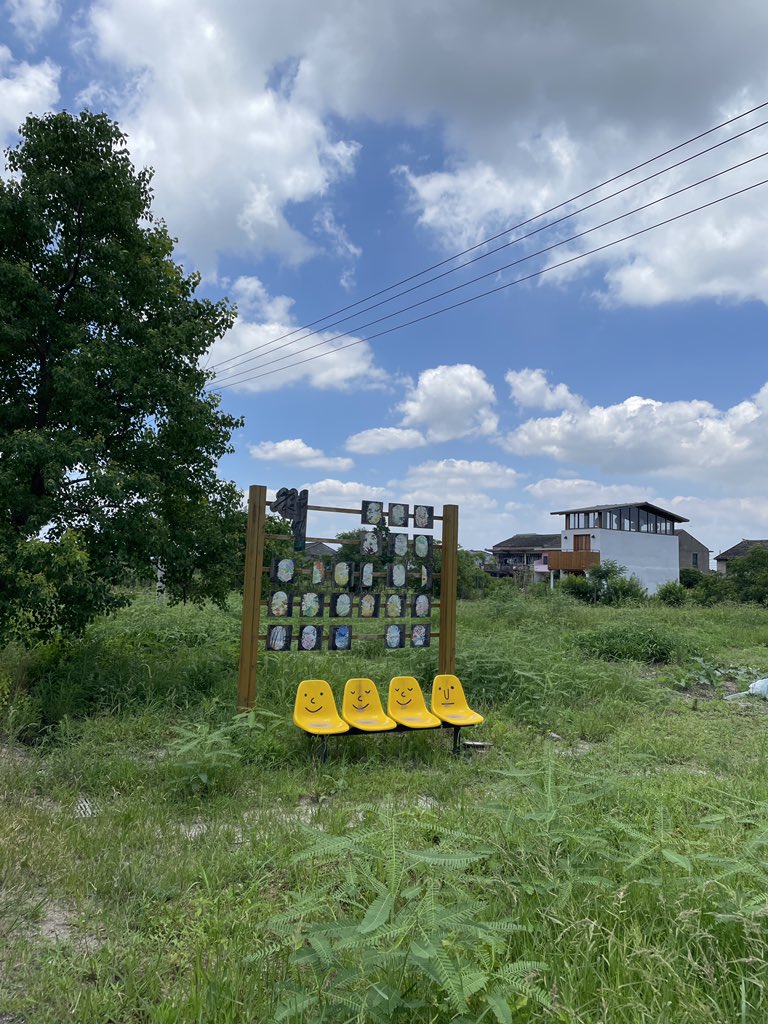 SylvanLad's tweet image. I saw the familiar little #yellow #stool again.