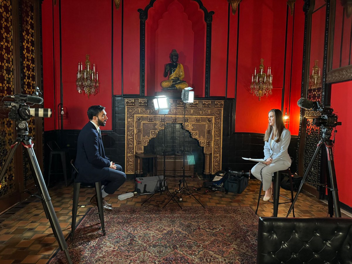 tararosenblum's tweet image. EXCLUSIVE: He's made history, drawn fire from the President & now everyone wants a meeting w @ZohranKMamdani.
I met him inside a historic Harlem theater for an unfiltered sit-down on his relationships with top Dems, potential City Hall hires and MORE
Sunday am. Only on @News12