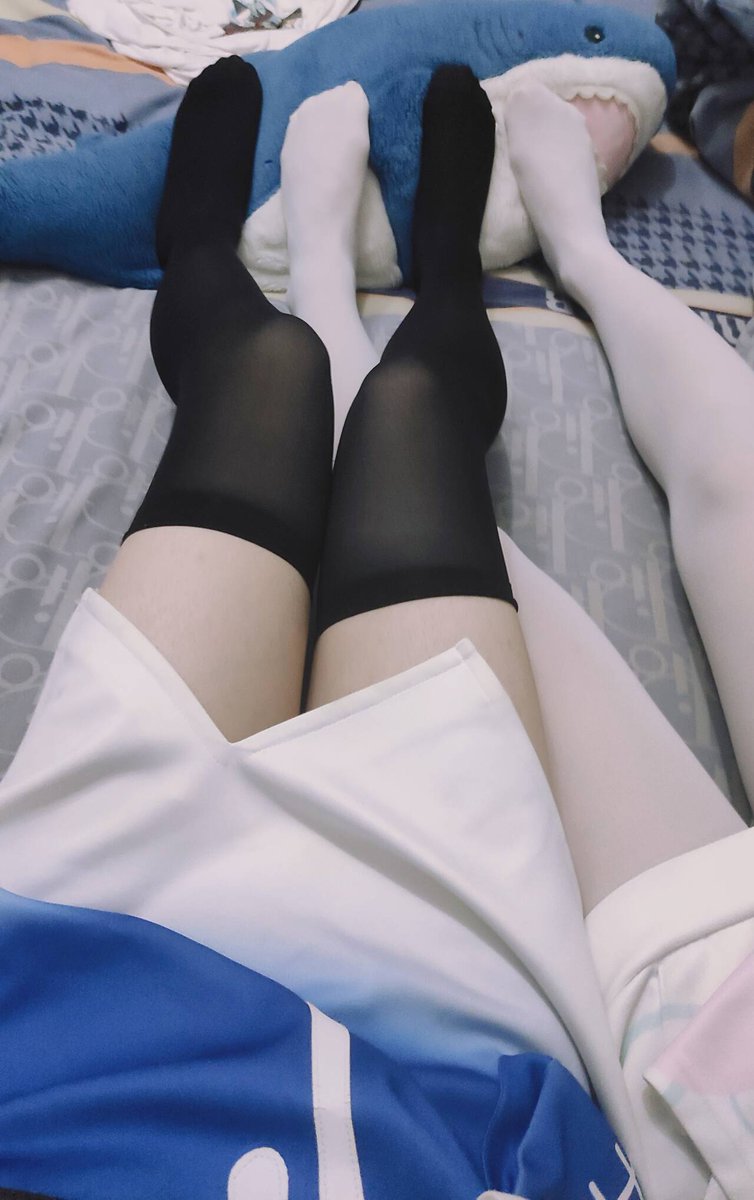 傲慢的響猫猫 tweet media