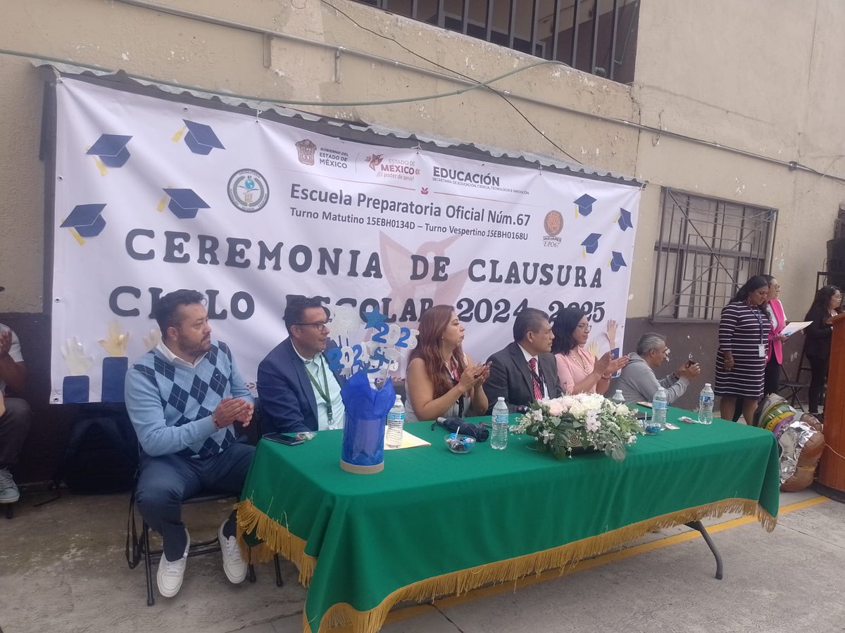 Preparatoria67's tweet photo. EPO67_EPO67_Se realiza la ceremonia de cierre de Ciclo 2024-2025 del Turno Vespertino de nuestra Escuela Preparatoria Oficial Núm. 67 con las actividades de cambio de escolta y la participación de nuestros talleres de danza folclórica, música, ritmos latinos, Banda de Guerra. https://t.co/D3ButjOG4a