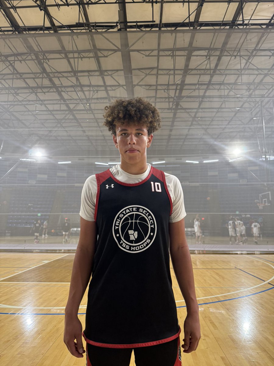𝐇𝐚𝐫𝐝𝐰𝐨𝐨𝐝 𝐂𝐥𝐚𝐬𝐬𝐢𝐜 𝟏 
<a href="/RL_Hoops/">RecruitLook Hoops</a> 
𝐓𝐨𝐩 𝐏𝐞𝐫𝐟𝐨𝐫𝐦𝐞𝐫𝐬 𝐃𝐚𝐲 𝟏

Bishop Sutton (HOH 15U)
16 Points 

Jalen Clark (TSS Hoops)
22 Points