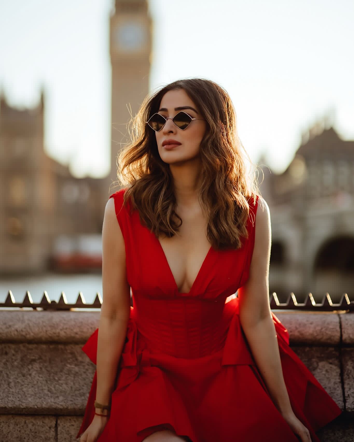 GvnxphcbsAc6w4a?format=jpg&name=large