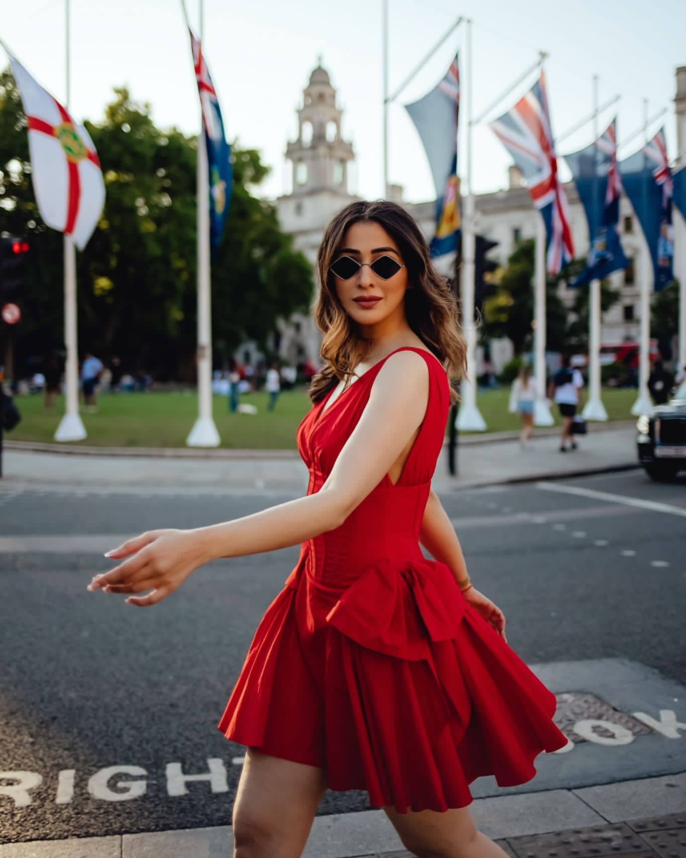 GvnxqySXAAAm76w?format=jpg&name=large