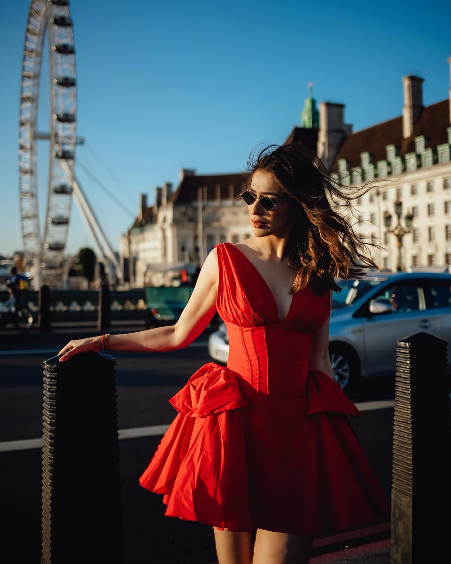 GvnxsDtXgAAkolx?format=jpg&name=large