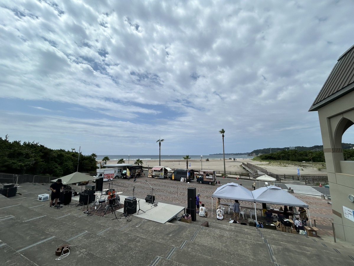 VACATION WITH THE ALOHASというバンド名にして良かったと思うロケーション🌺