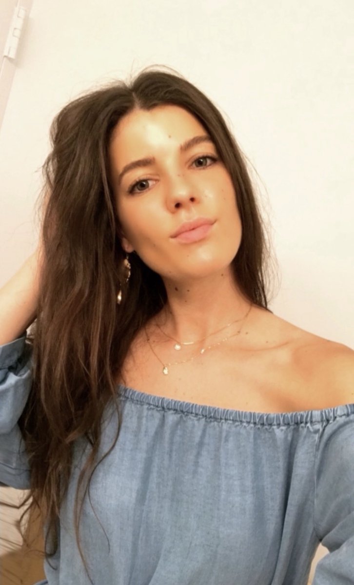 OliviaLambo_'s tweet image. Vacation Uploading …  3 … 2 … 1 …  ✈️🏝️⛱️