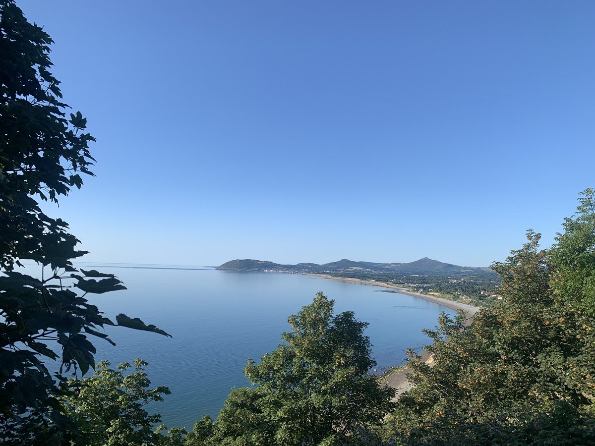 PJohnstonFCDO's tweet image. “The deep blue air that shows nothing and is nowhere and is endless…”