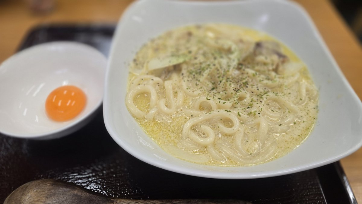 yokochan0411's tweet photo. 四ッ木製麺所さんでかすボナーラ食べた後に、Scratchさんでの匠さまイベント!
半年振りくらいのチューイちゃん、相変わらず可愛かった!!
アイスコーヒーとフローズンコーラ、どっちも飲んでどっちも美味しかった😋
#ScratchCoffee
#四ッ木製麺所 https://t.co/czi9I656Xh