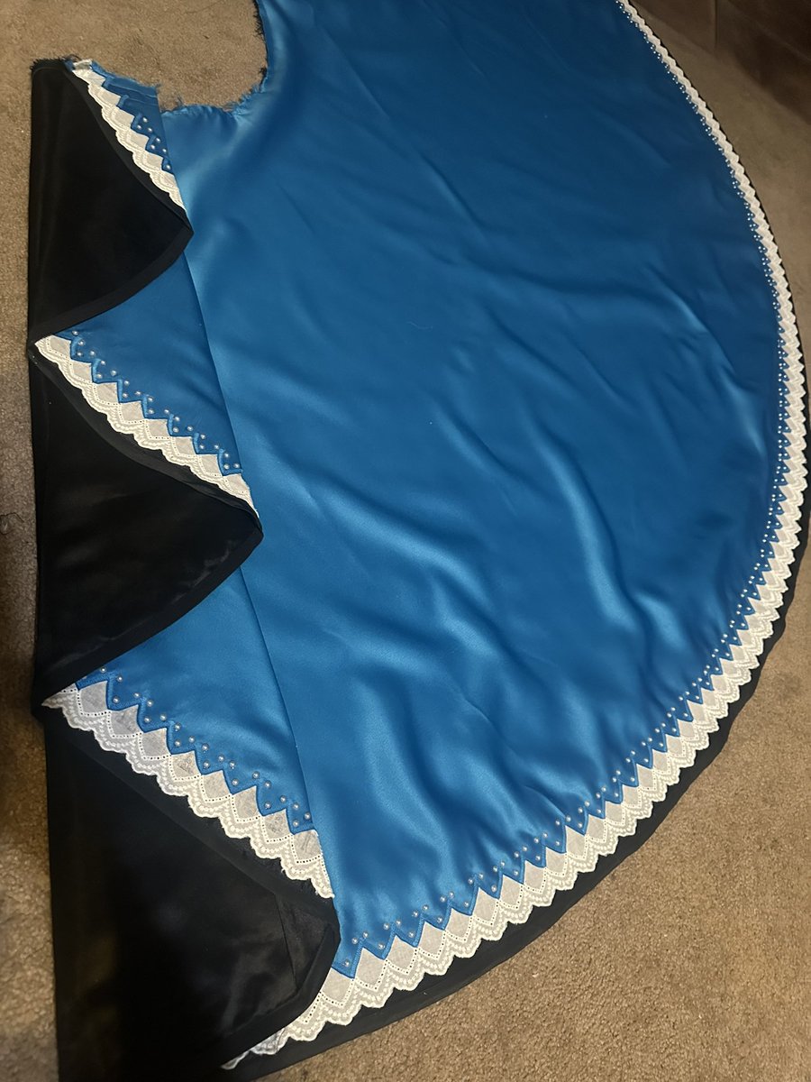 EyeKandyCosplay's tweet photo. Queen Dizzy WIP. Still need to add the details and make gloves #queendizzy #GuiltyGear #cosplay https://t.co/3FyDgyfJUF