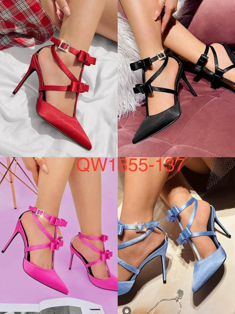 marthatrinah's tweet photo. Because life is too short for boring shoes😍
Grab these at only 75k , sizes selling out! https://t.co/W4f9CPDL4A