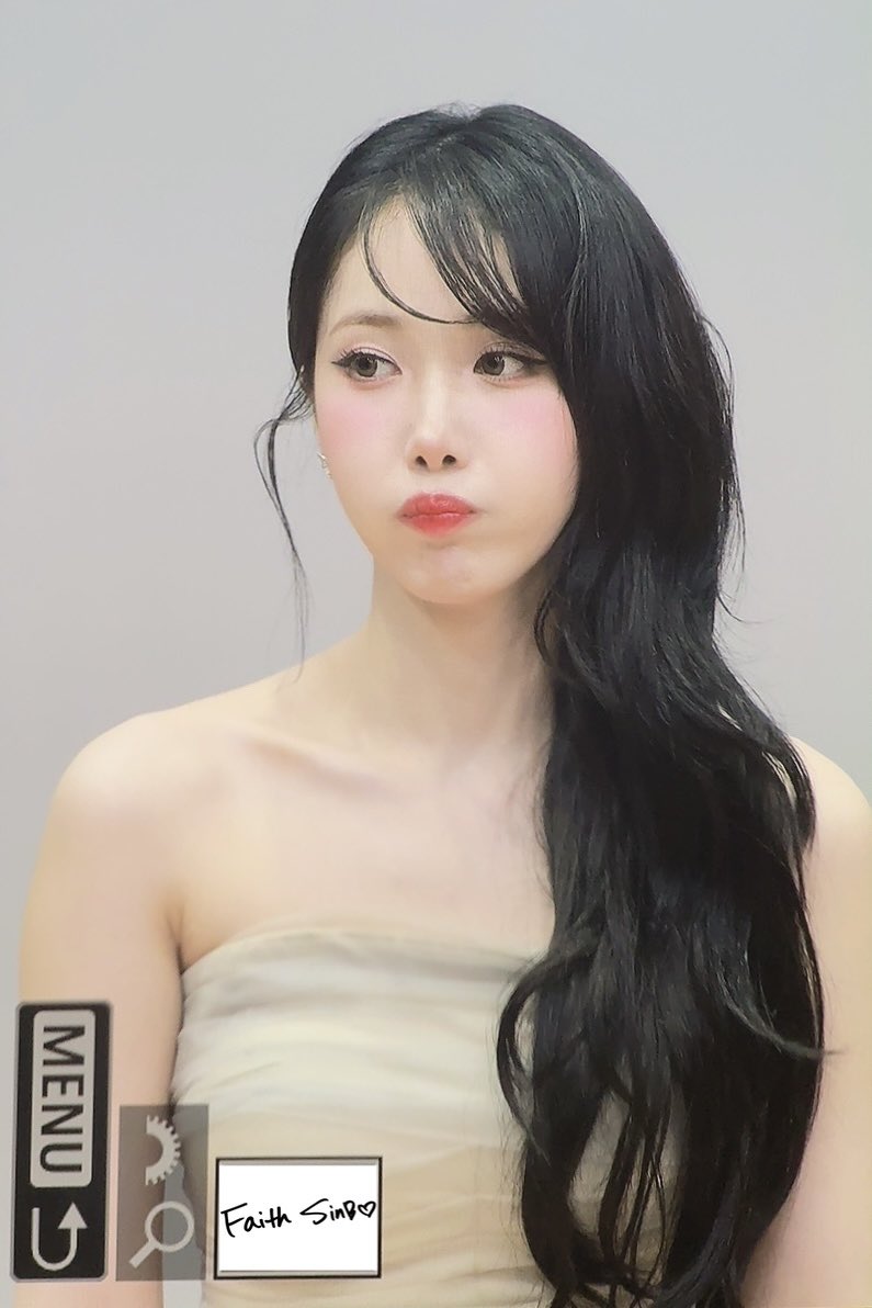 250712 미니 팬미팅 #비비지 #VIVIZ #신비 #SINB 프리뷰 

<a href="/VIVIZ_official/">VIVIZ</a> 🥰