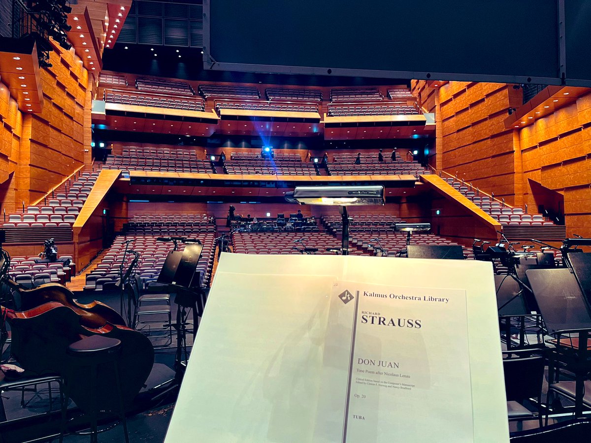 本日演奏する曲の一つ、R.シュトラウス／交響詩「ドン・ファン」。

とても思い入れのある曲で、大学を出て2年目に初めて吹奏楽の合奏指導に携わった際、とある高校でコンクールの自由曲だったのと、20代半ばの頃に初めてプロオケの定期に客演させていただいた際に取り組んだ曲でした。

本番が楽しみ!