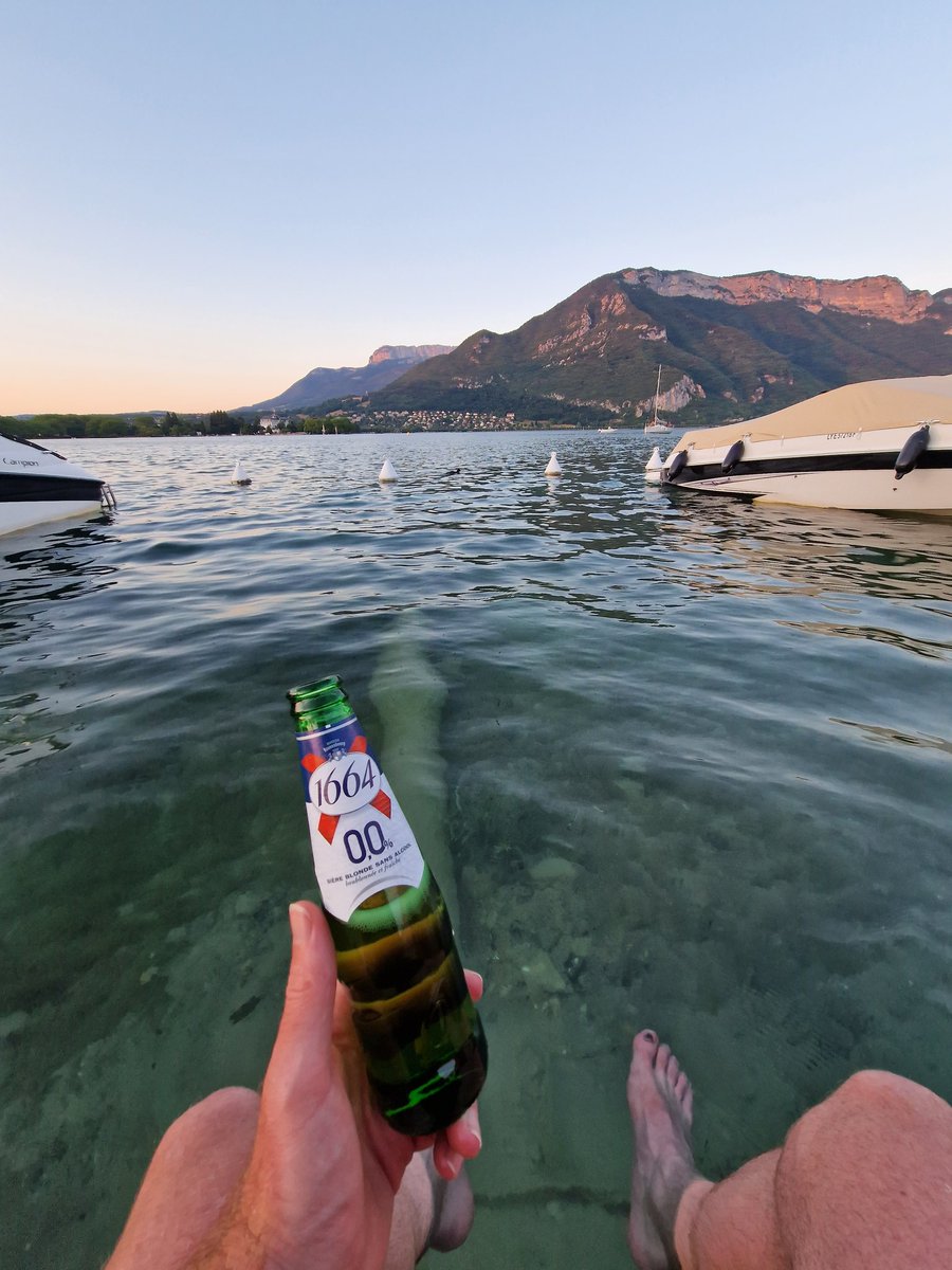 callumjames_EE's tweet image. The end of a multiday tour is always a strange feeling, not really knowing what to do with yourself.
Annecy is a nice place to be wandering aimlessly, though.