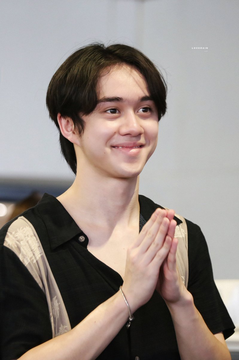 loverainlee's tweet image. ซาหวาดดีค๊าบบบบบ 🙏

@bb_metas 
#BBMETAS #HOWLS_TH