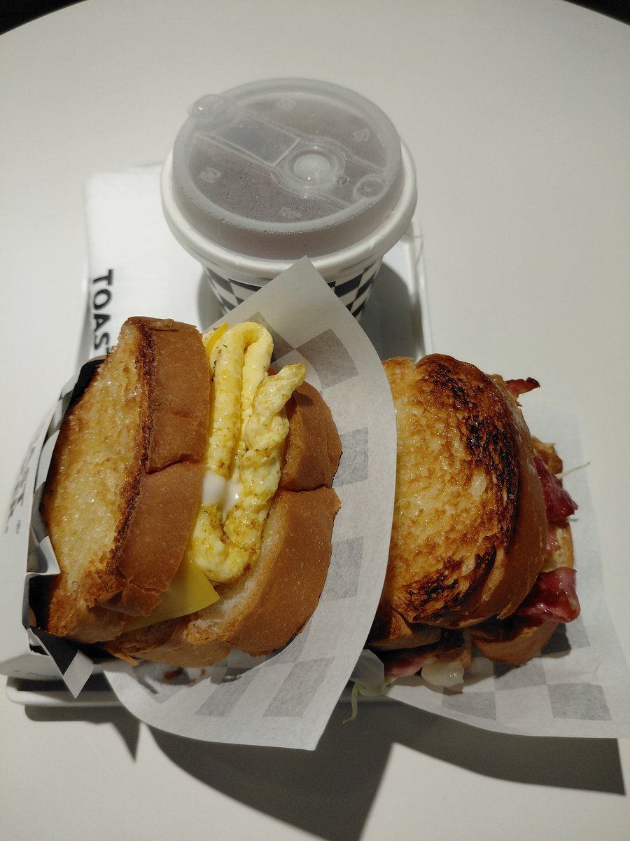 bevng1971's tweet image. Lunch at #toastmaker inside #nusentralmall . Its good! 👍😋 and then later b4 leaving mall, we shated a #thai dessert #ruammit wich was good too! #foodie #foodporn #foodblogger #kl