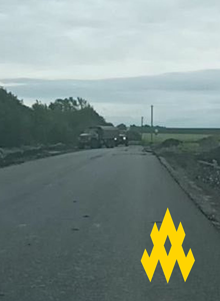 atesh_eng's tweet image. ❗️ATESH exposed a RU ammo depot in Urzuf (Mangush area, Donetsk front). Agent tracked KAMAZ convoys and located the site: 46.9025492, 37.0466438. Intel sent to 🇺🇦 Defense Forces.
#Donetsk #Uruzf #logistics #ammo #RussianUkrainianWar