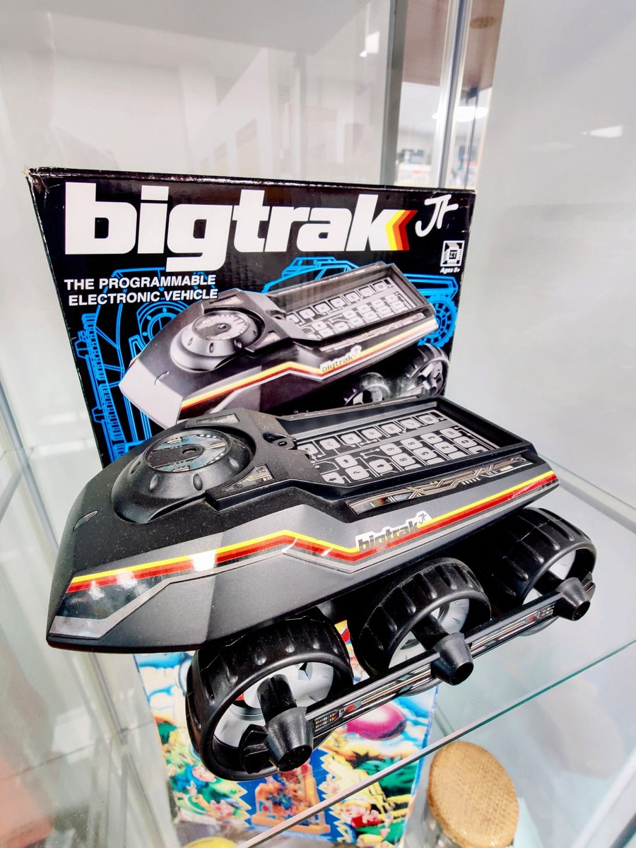 MuseumComputing's tweet image. Chill out ❄️ in the world of retro computing 🖥️ and gaming 🕹️ with our extensive collection of computers and games consoles, all ready for you to try in our air-conditioned gallery!
Saturday - 9:30am to 5pm
Adult £5 Child £3 Family £12
#Swindon #retro #computer #gaming #museum