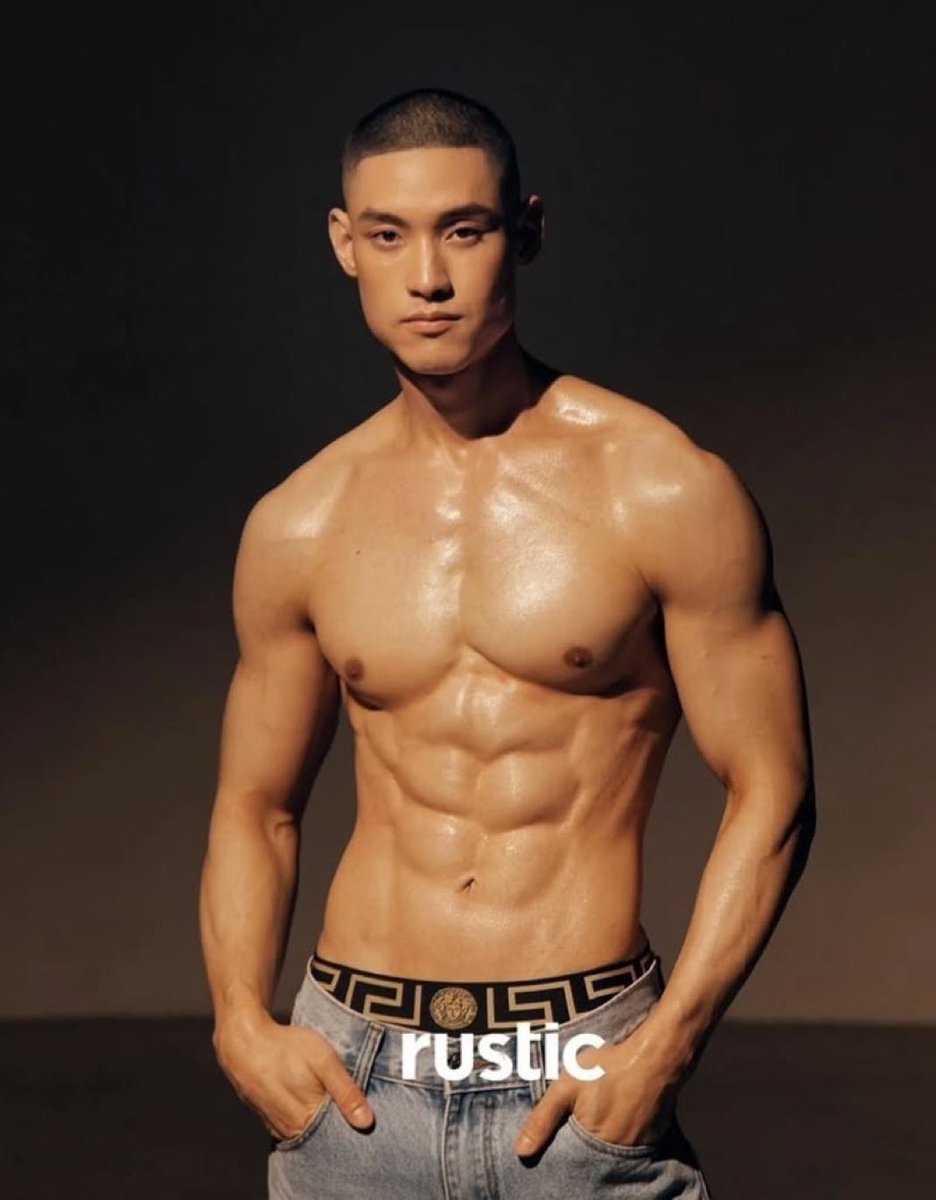 ซิกแพคอย่างแน่นเมื่อไหร่จะใส่กางเกงในสามเหลี่ยมเห็นในคลิปมันเสียวเกิน
กดไปดู s.shopee.co.th/1g7YxpVB8F